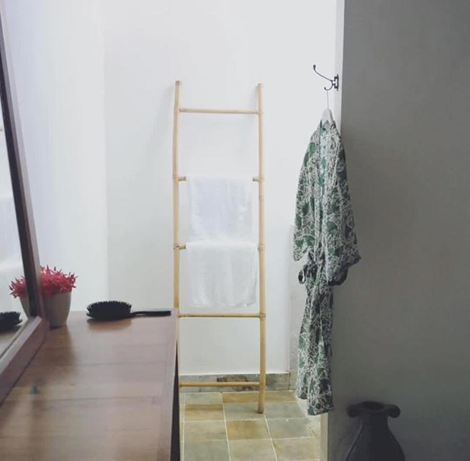Manusia Dunia Green Lodge Гили Еър Екстериор снимка