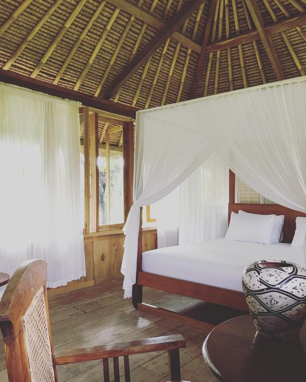 Manusia Dunia Green Lodge Гили Еър Екстериор снимка